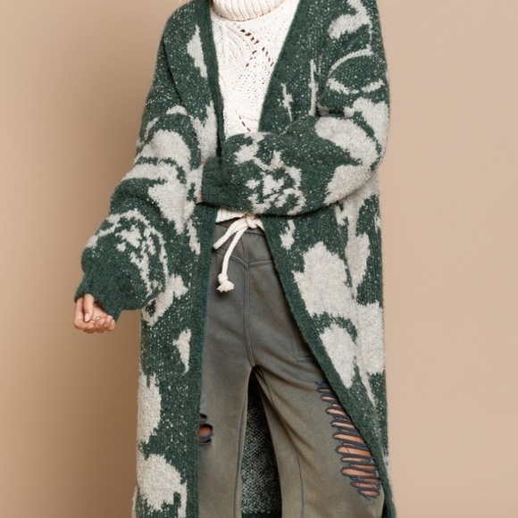 Printed Oversized Cardigan - Picture 4 of 6
